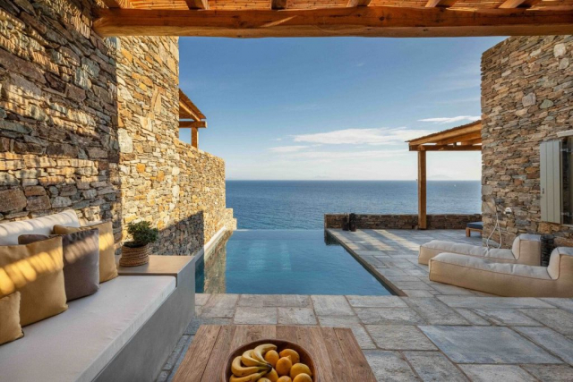 soleil villa sfika 9